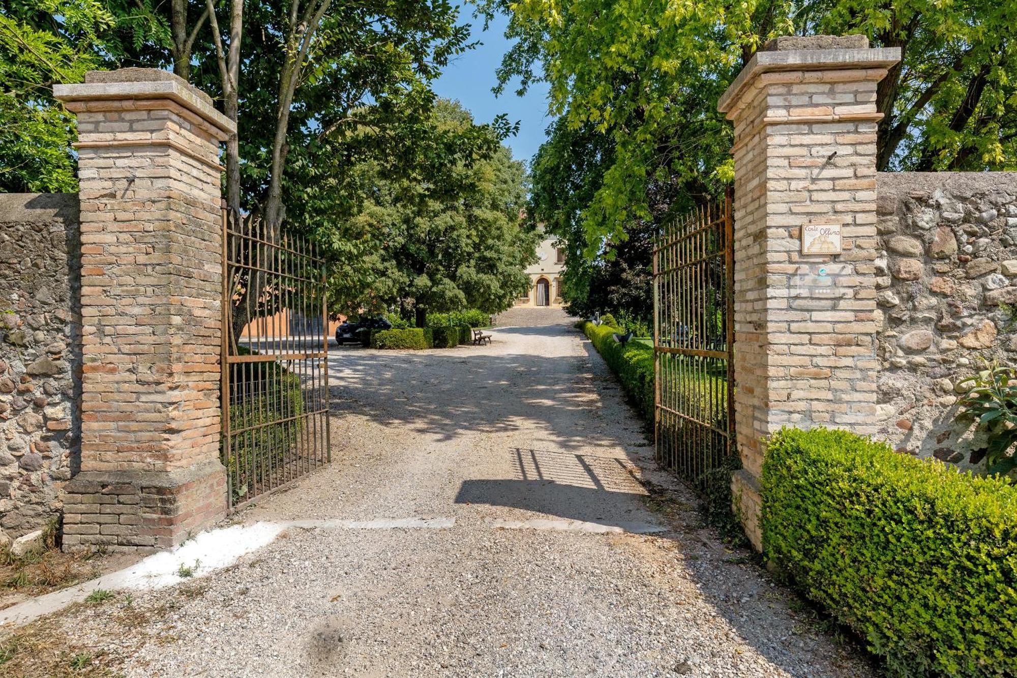 New Agriturismo Corte Olfino Monzambano Buitenkant foto