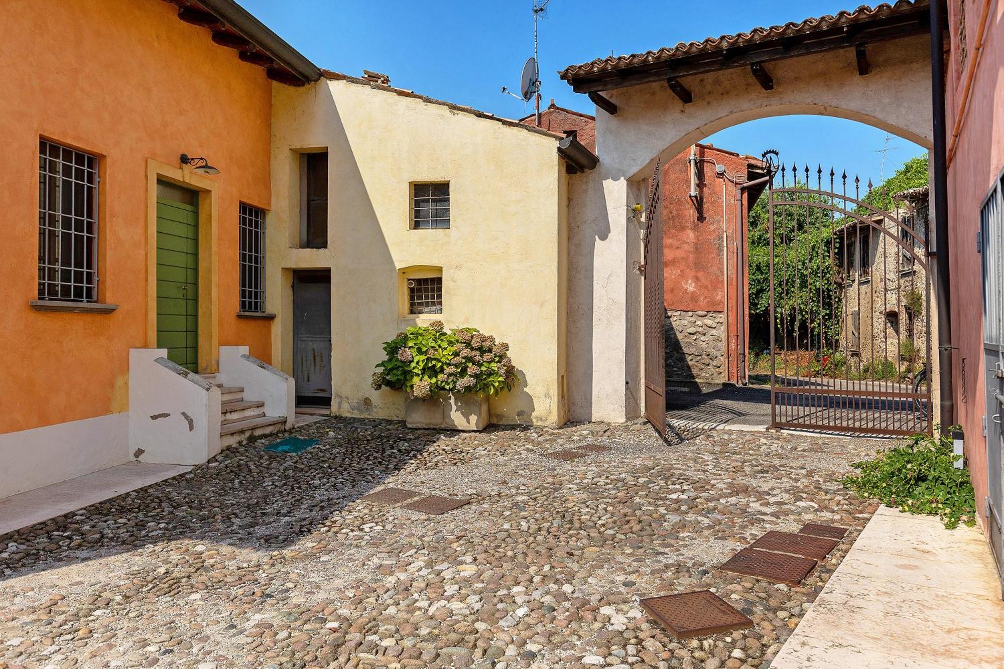New Agriturismo Corte Olfino Monzambano Buitenkant foto